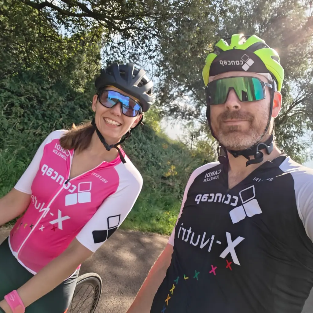 roze en zwarte short sleeves.webp